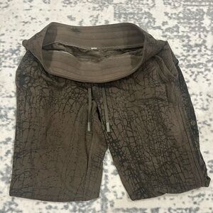 lululemon athletica Gray Patterned Pants